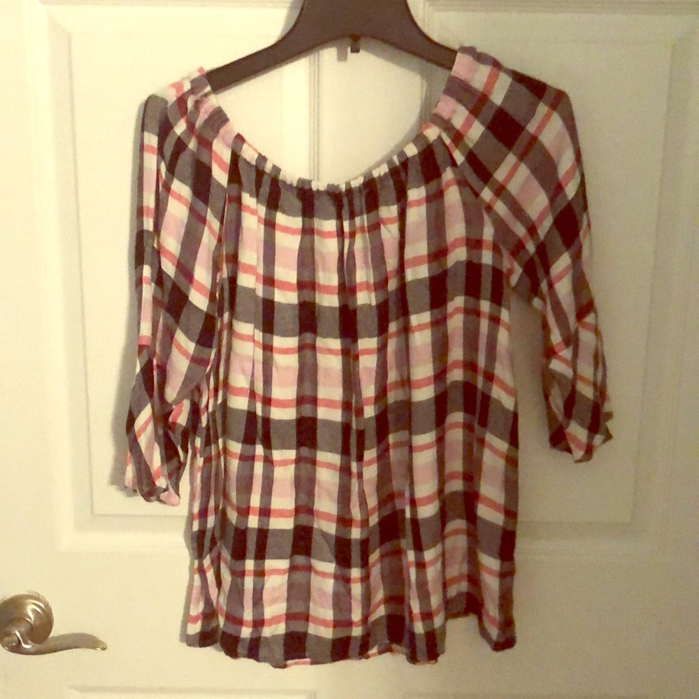 Plaid Pull over top